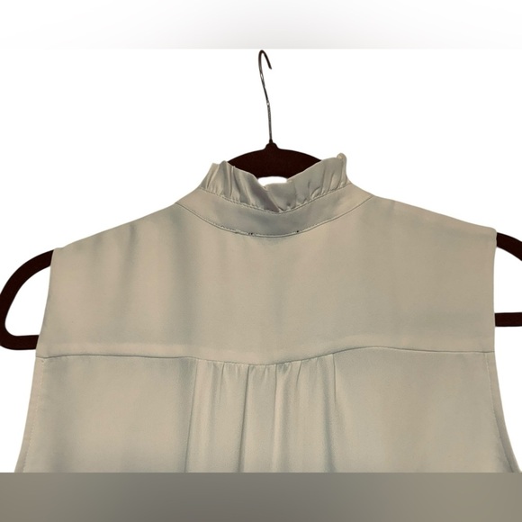 Ann Taylor Sleeveless Mandarin Collar Blouse - Picture 4 of 6